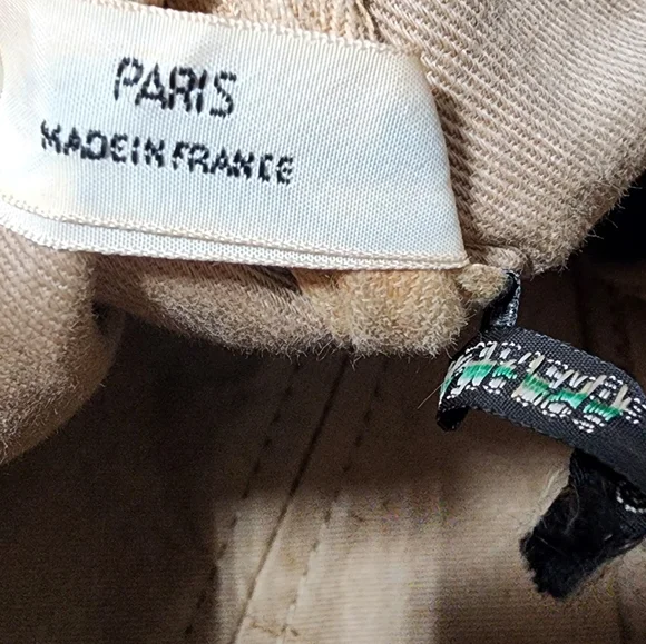 Christian Dior Trotter Boston Bag. Ext has minor spots. Int nds some cleaning. - Picture 14 of 15